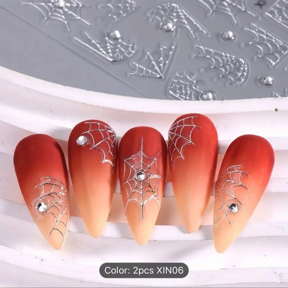2pcs Halloween Spider Web Nail Art Stickers - 3D Silvery Glitter Cobweb - Picture 3 of 8